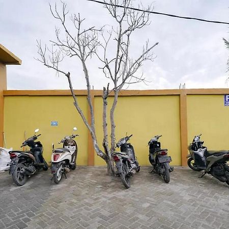 فندق Reddoorz Near Ekowisata Mangrove بيلاوان المظهر الخارجي الصورة