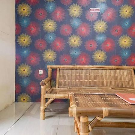 فندق Reddoorz Near Ekowisata Mangrove بيلاوان المظهر الخارجي الصورة
