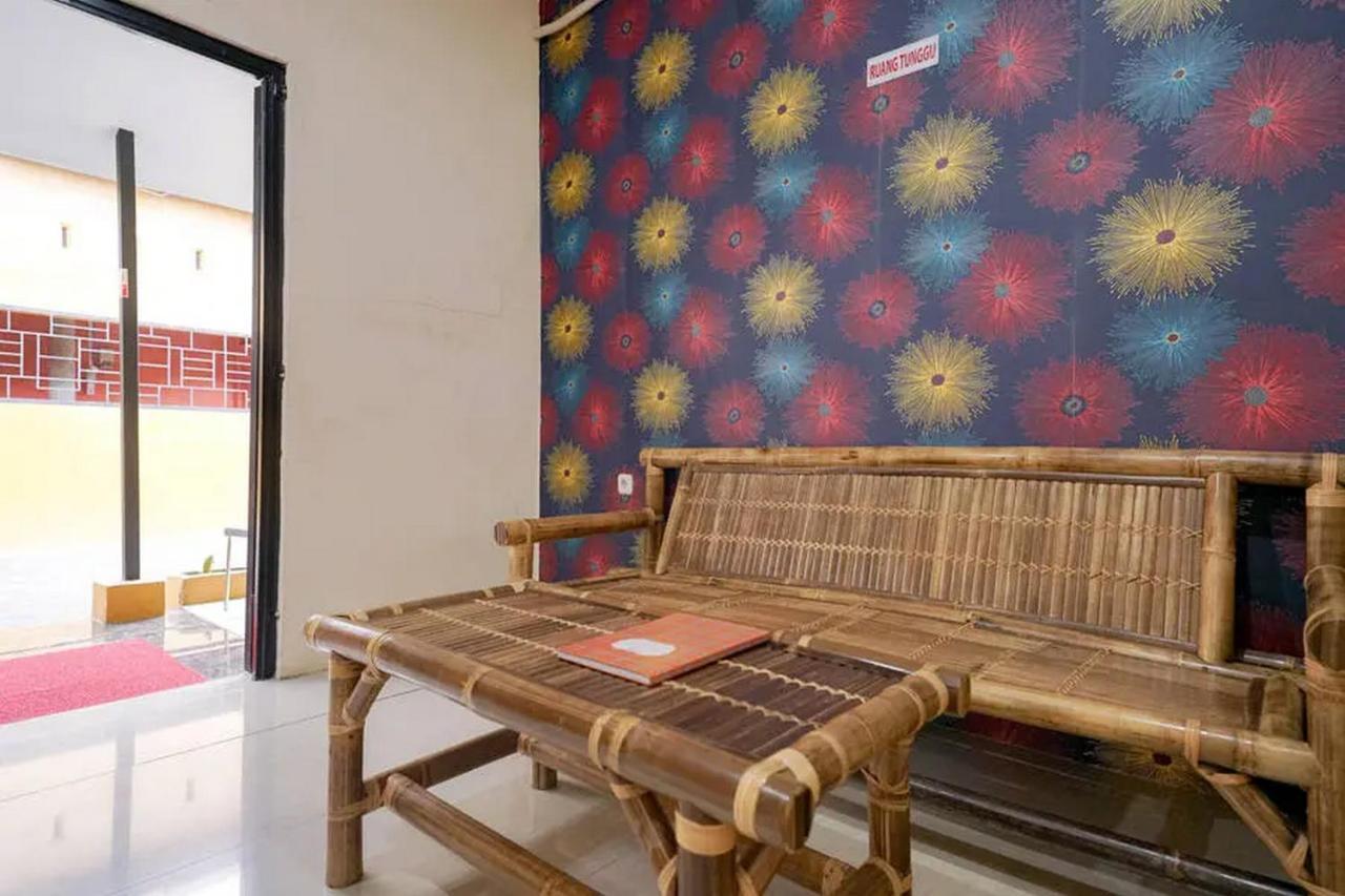 فندق Reddoorz Near Ekowisata Mangrove بيلاوان المظهر الخارجي الصورة